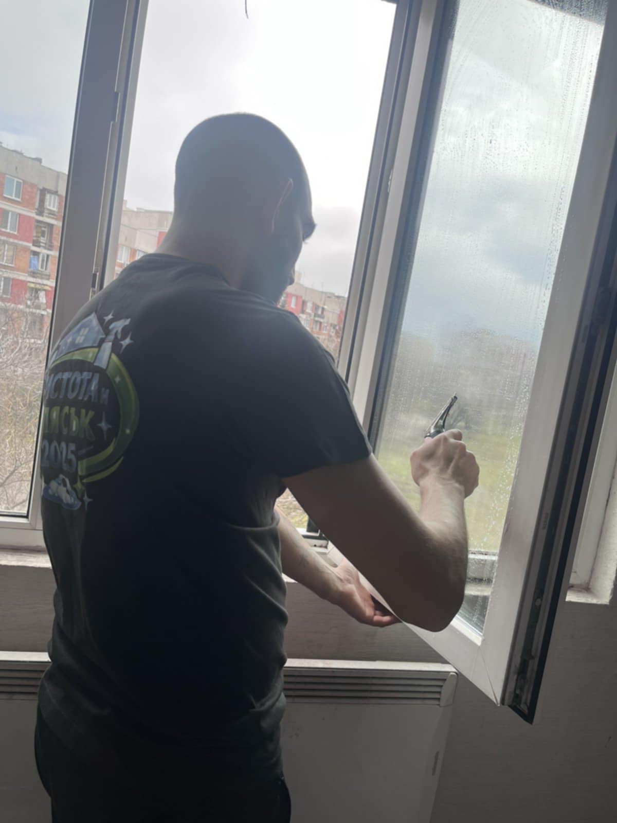 Почистване на витрини - снимка 3