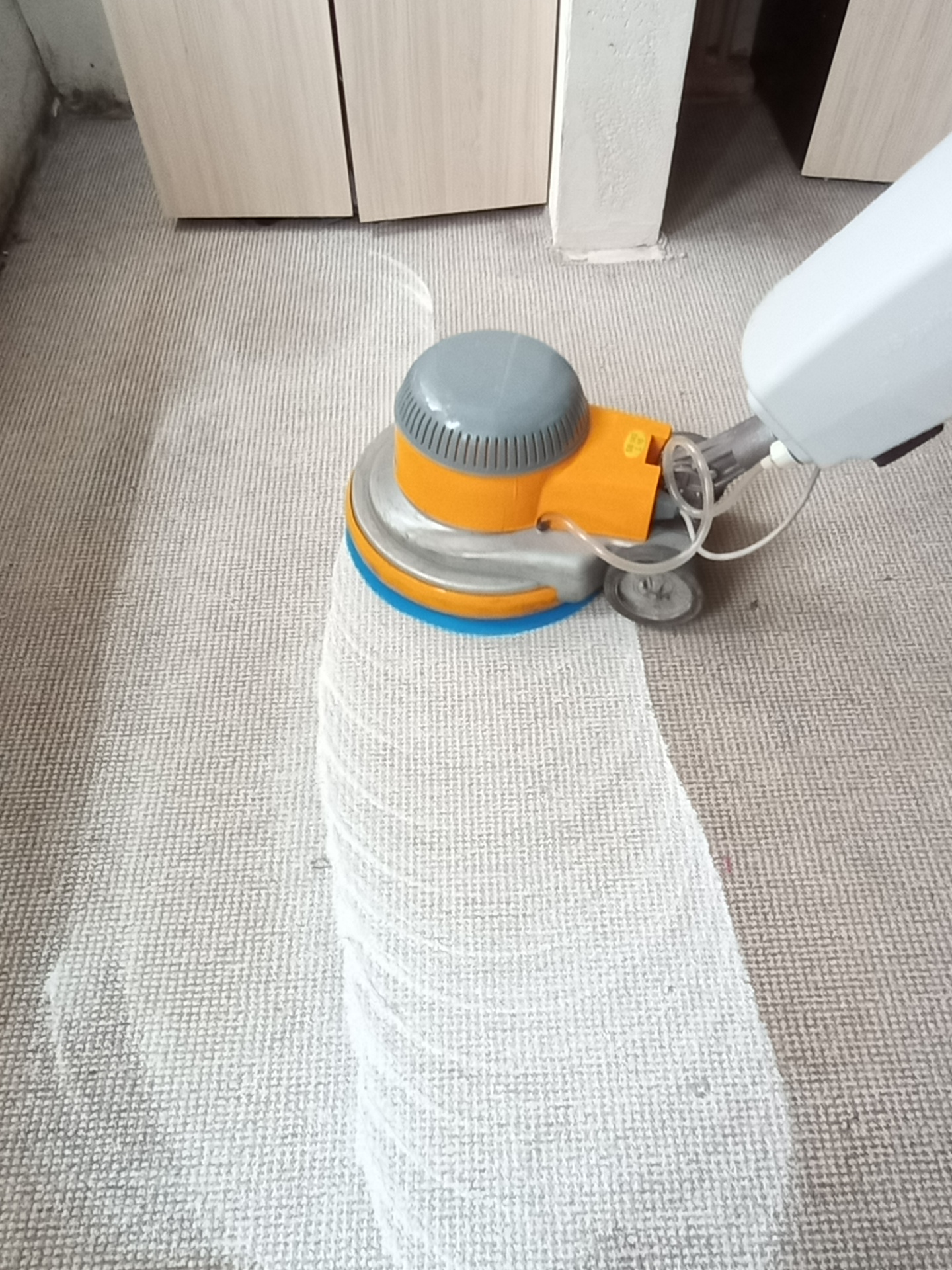 Почистване на витрини - снимка 2