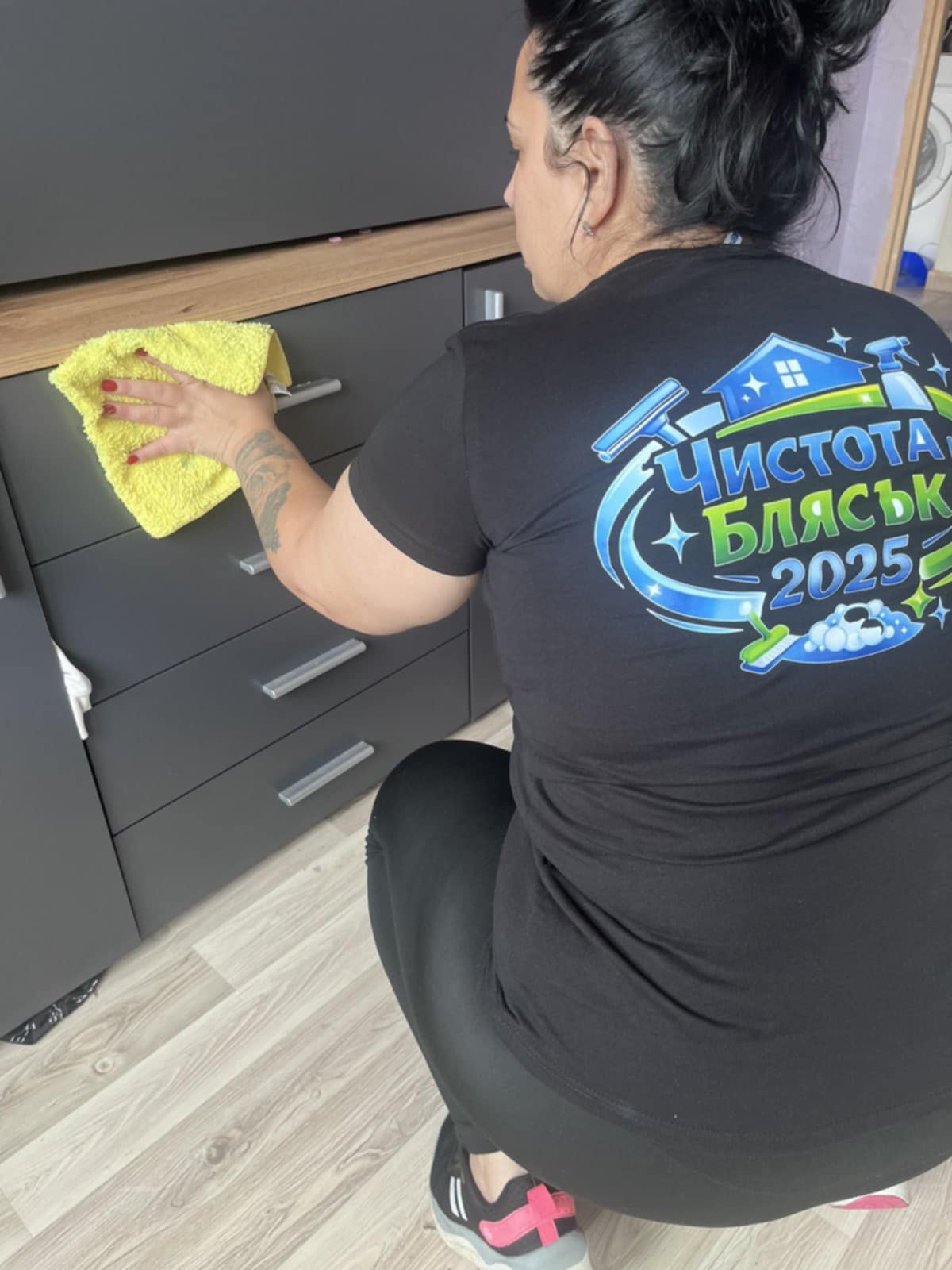 Почистване на витрини - снимка 3