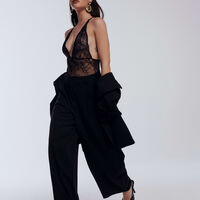 OVERSIZED BLACK SUIT