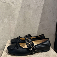 SWAN Shoes