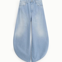 WIDE LEG SPLIT HEM JEANS