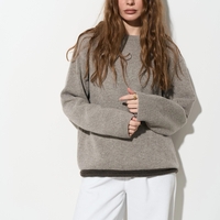 RELAXED KNIT SWEATER IN GREY