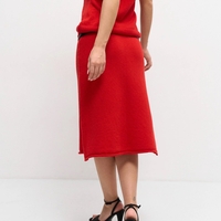 WOOL KNIT MIDI SKIRT IN RED