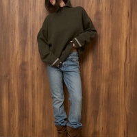 OLIVE LINE KNIT