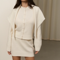 WHITE WOOL CARDIGAN