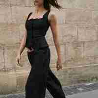 BLACK BUTTONED LINEN TOP
