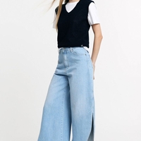 WIDE LEG SPLIT HEM JEANS