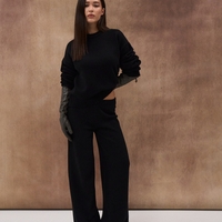 BLACK OVERSIZED KNIT SWEATER