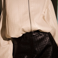 WOVEN FAUX LEATHER SHORTS