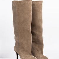 SUEDE KNEE-HIGH BOOTS IN TAUPE