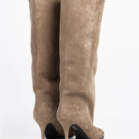 SUEDE KNEE-HIGH BOOTS IN TAUPE