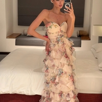 Дамска дълга рокля с волани и бюстие