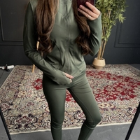 Спортен комплект с цип и клин-зелено