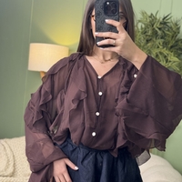 Дамска блуза Ruffle Elegance-кафяво