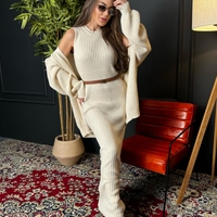 Рипсена дълга рокля с жилетка в екрю