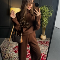 Комплект „Urban Comfort“ с права кройка-кафяво