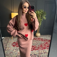 Комплект рокля и пуловер със сърца-розово