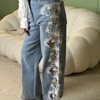 Дамски дънки с дантелена апликация и висока талия