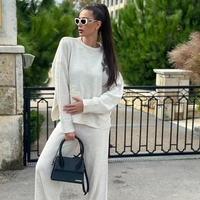 Комплект “Floral Mood” с апликация на цветя-бяло