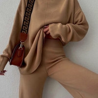 Комплект „Urban Comfort“ с права кройка-бежово