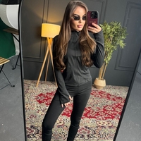 Спортен комплект с цип и клин-черно