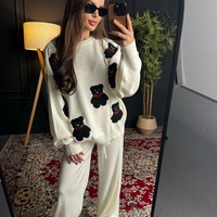 Комплект с апликации мече в бяло