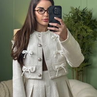 Дамски елегантен комплект сако и плисирана пола-екрю