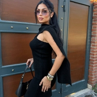 Плетена рокля с асиметрично рамо и шал-черно