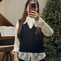 Комплект риза с дантела и елече-черно