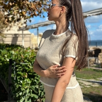 Комплект с пола и блуза с контрастен кант в бежово