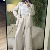 Дамски елегантен костюм Grace Line-бяло