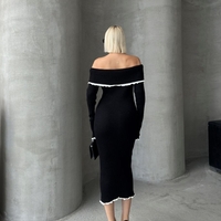 Елегантна черна плетена рокля с паднали рамене