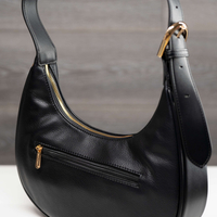 Елегантна дамска чанта тип „Hobo“-черно