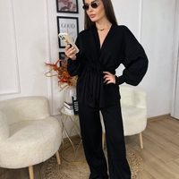 Дамски черен комплект – жилетка и панталон