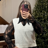 Комплект риза с дантела и елече-бяло