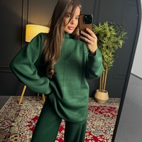 Комплект „Urban Comfort“ с права кройка-зелено