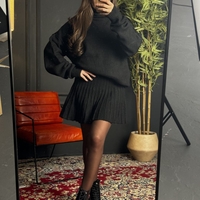 Комплект поло и пола с плисиран дизайн-черно