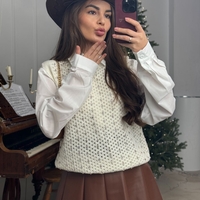 Дамски комплект елече и риза Classic Charm-бяло