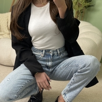 Дамски дънки с висока талия и класическа линия