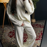 Комплект „Urban Comfort“ с права кройка-бяло