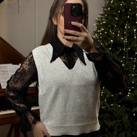 Комплект риза с дантела и елече-бяло