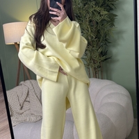 Дамски плетен комплект Cozy Vibe (пуловер + панталон)-жълто