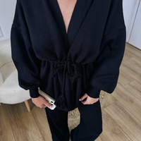 Дамски черен комплект – жилетка и панталон