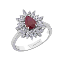 4.30 ct Set with rubies and diamonds