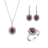 5.19 ct Set with rubies and diamonds