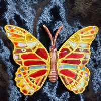 Червена пеперуда 🦋