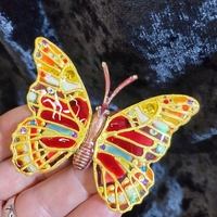 Червена пеперуда 🦋