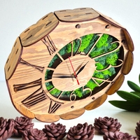 Nature Time – Classic“ Дървен стенен часовник със скандинавски мъх и римски цифри