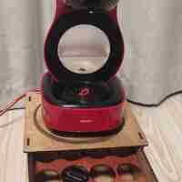 ПОСТАВКА ЗА КАФЕ МАШИНА С ЧЕКМЕДЖЕ ЗА КАФЕ КАПСУЛИ DOLCE GUSTO